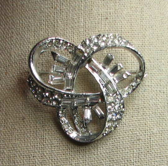 Vintage rhinestone swirl brooch, gift boxed